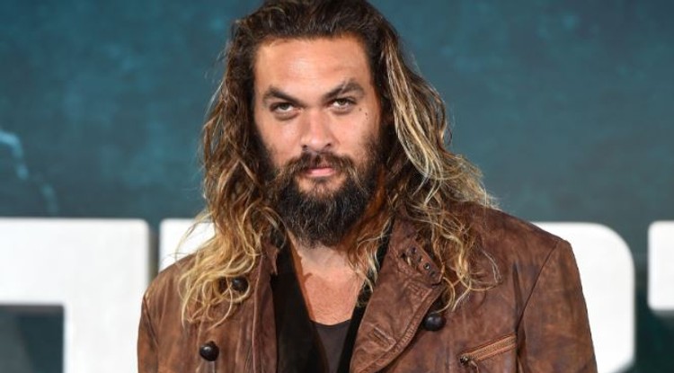 Eldobod az agyad Jason Momoa fiatalkori képeitől