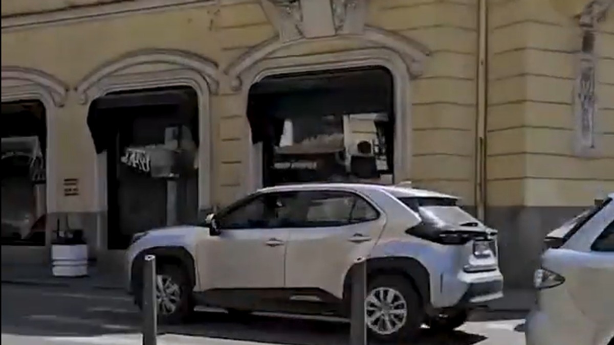 Vožnja u kontrasmeru, Karađorđeva ulica