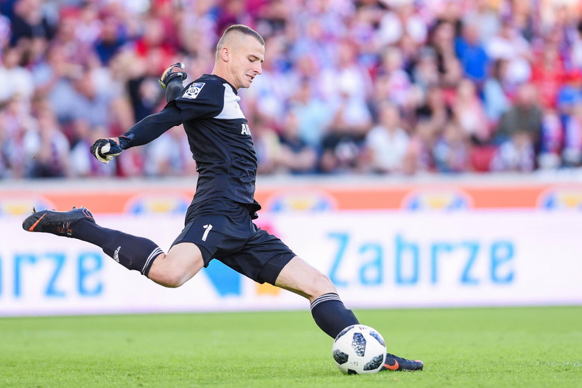 Pilka nozna. Ekstraklasa. Gornik Zabrze - Cracovia Krakow. 18.12.2017