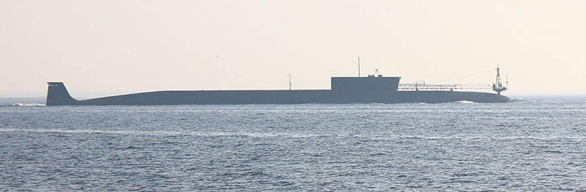 Okręt atomowy, Rosja, K-535 Jurij Dołgoruki, Autor: Schekinov Alexey Victorovich (Praca własna) [CC BY-SA 3.0, Wikimedia Commons
