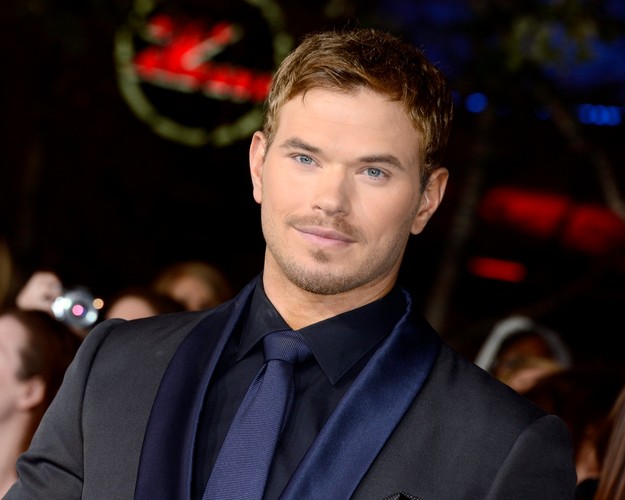 Kellan Lutz na premierze filmu 'Saga Zmierzch: Przed świtem. Część 2'