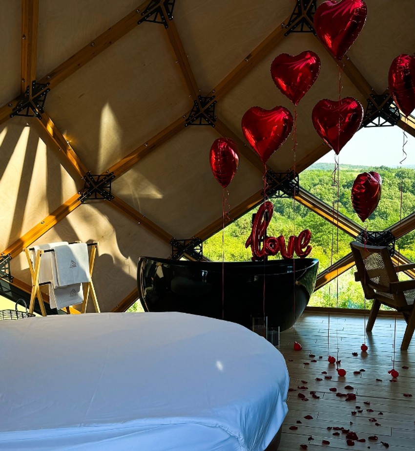 Anđela i Anita uživaju za sve pare