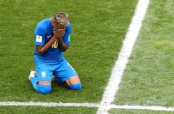 Ojciec Neymara prosi, by nie krytykować syna