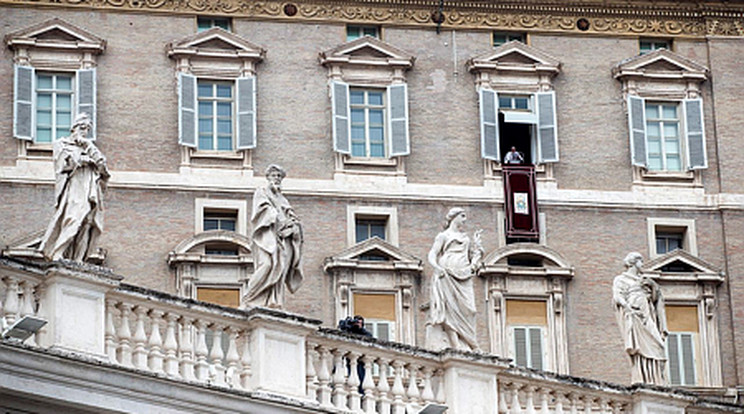 A Vatikán körül is megerősítették a biztonsági készültséget / Fotó: MTI/EPA/ANSA/Angelo Carconi