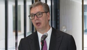 Aleksandar Vučić, Sava centar