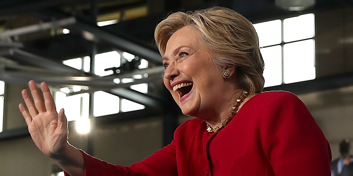 Hillary Clinton is making a huge comeback with the 2 most significant groups of voters