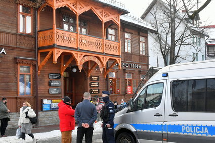 Policja ostrzega przed oszustwami na "wirtualne pensjonaty". Są pierwsi poszkodowani