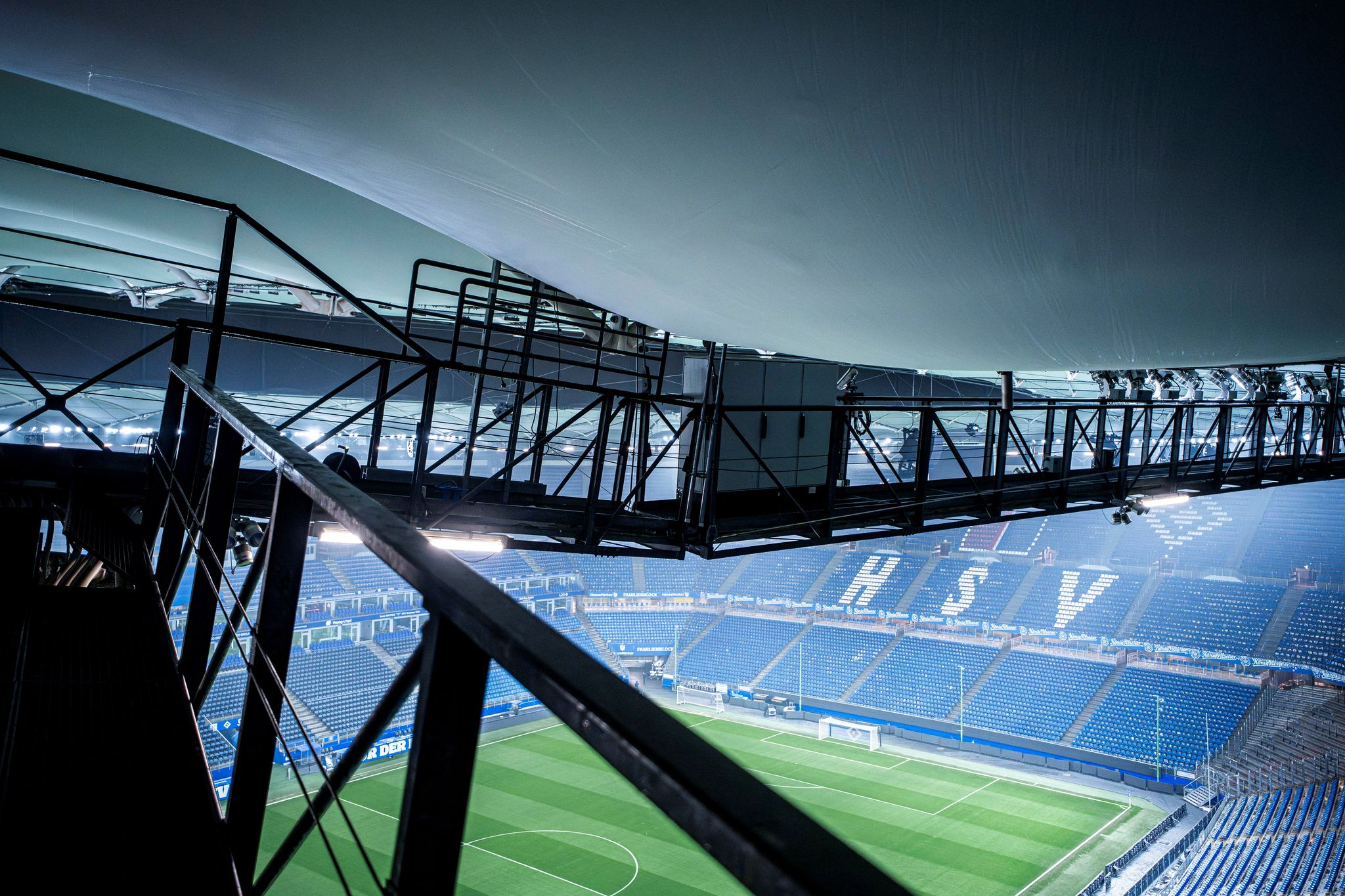 Nach Dach-Drama: HSV gibt Volksparkstadion wieder frei