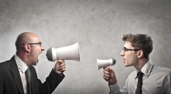 Konsultacje społeczne w Polsce to fikcja. Nikt nie słucha zainteresowanych