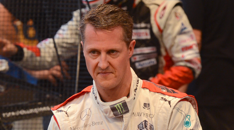 A család nem kíván információt adni Michael Schumacher állapotáról, akad, aki szerint sosem lesz képes arra, hogy újra járni tudjon / Fotó: AFP