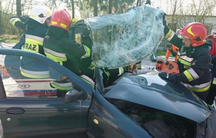 90-latek nie zauważył tira... Zabrał go śmigłowiec