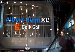 Wybierasz się do Holandii? W tej sieci już nie kupisz papierosów