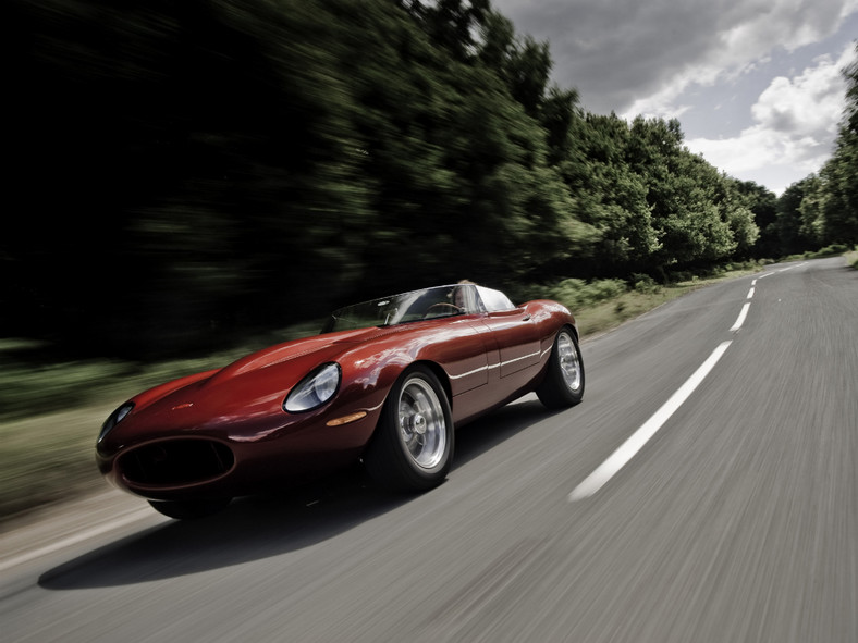 Jaguar E-Type Speedster - Nowoczesna legenda