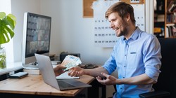 Praca zdalna. Te 5 rzeczy zaskoczy wiele osób