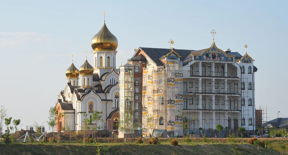 Manastir Svete Petke u izgradnji: Neimarstvo vladike Vasilija