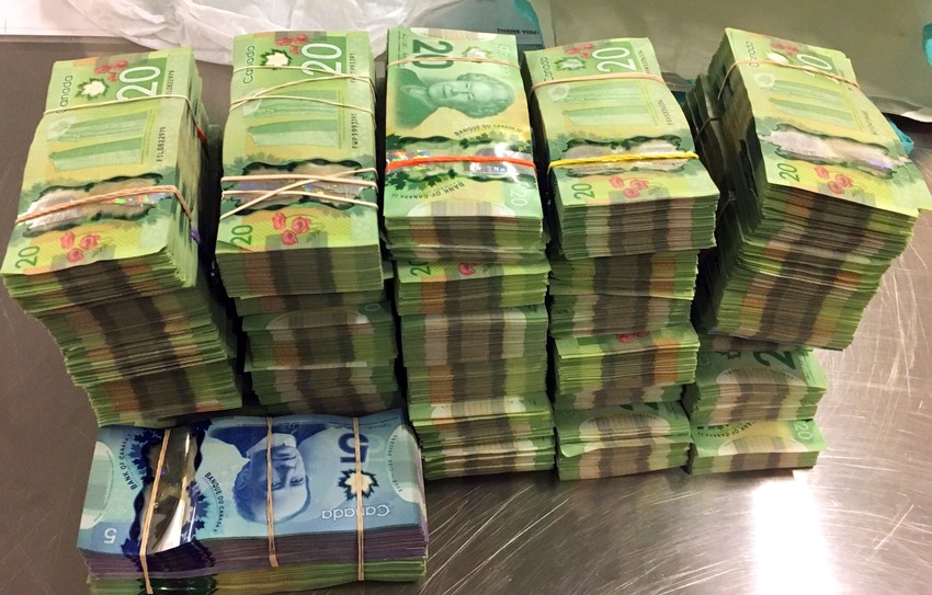 Pored droge, zaplenjeno je i 811.000 kanadskih dolara