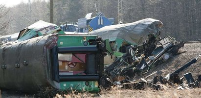 Już pierwszy pociąg przejechał przez miejsce katastrofy