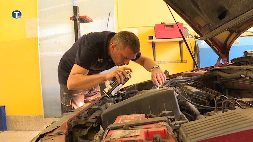 Cena kontrolnog pregleda vozila u autoservisima ove godine se kreće od 2.000 do 6.000 dinara