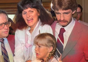 Meri Bet sa suprugom i svojom ćerkom