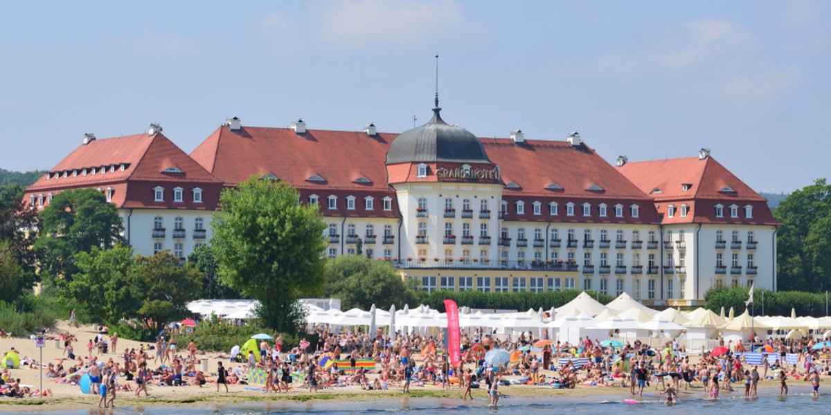 Sopot to jeden z nadmorskich kurortów. I cel wyjazdów choćby na jeden dzień, by odpocząć chwilę nad morzem. 