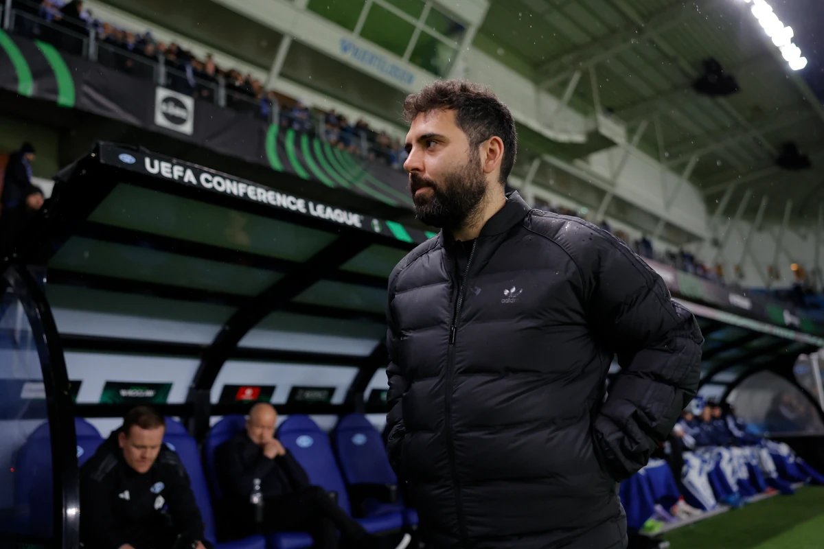 Legia w roli trenera zatrudniła stand-upera. Feio przebił Glapińskiego