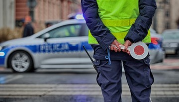 Kontrole pieszych ruszyły ze wzmożoną siłą. Mandat 300 zł za powszechne przewinienie