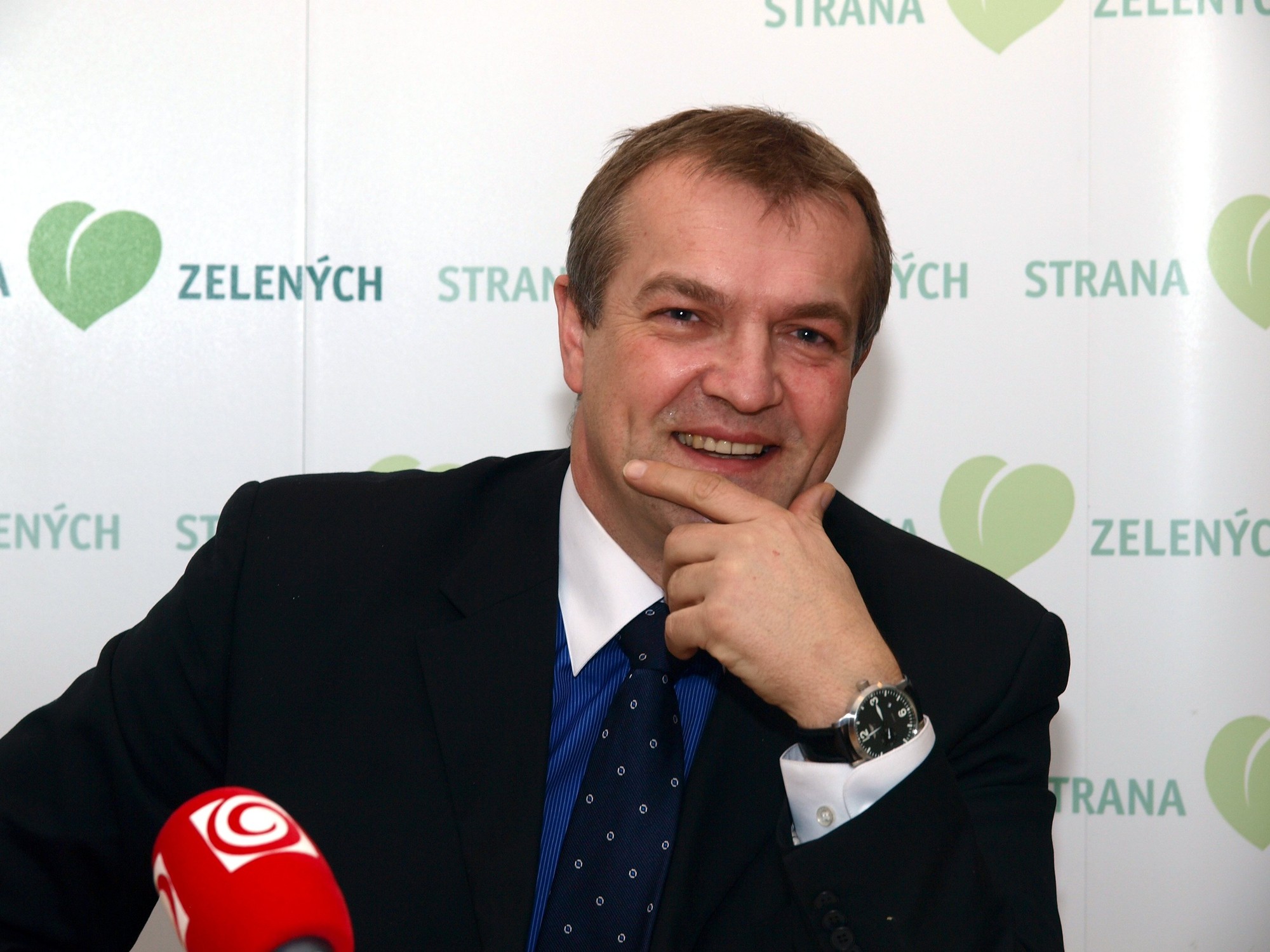 Bývalý známy televízny novinár a politik Robo Beňo († 54) náhle skonal 18. marca 2017.
