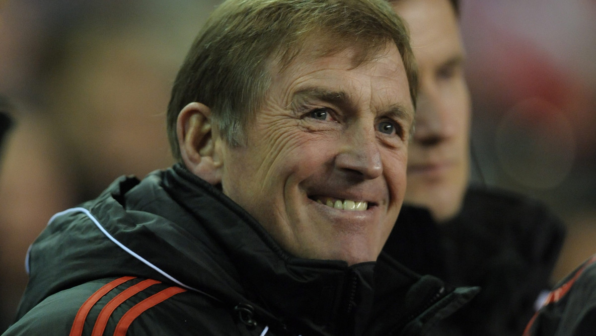 Menedżer Liverpoolu, Kenny Dalglish przyznał, że zakup Andy'ego Carrolla oraz Luisa Suareza nie oznacza, że latem klub nie sięgnie po kolejnych zawodników. - Otrzymałem od zarządu klubu obietnicę, że latem wydamy spore pieniądze na dalsze wzmocnienie składu - stwierdził szkoleniowiec The Reds.