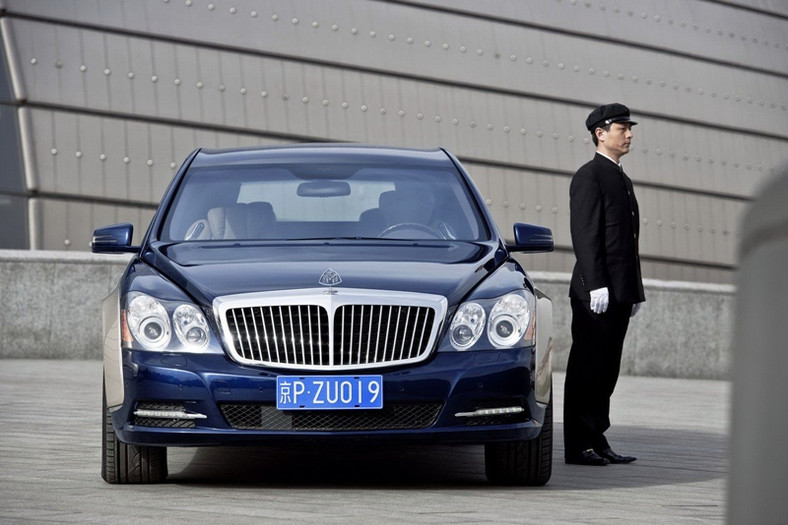 Maybach odmieniony, ale po co?