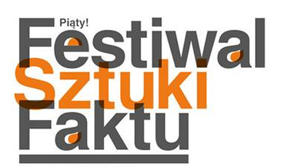 W czwartek rozpoczęła się w Toruniu piąta edycja Festiwalu Sztuki Faktu. Pierwszego dnia zaprezentowano m.in. konkursowe reportaże, etiudy młodych twórców, spektakl oraz film fabularny. Mottem tegorocznej imprezy jest "Portret Polaków - spojrzenie w lustro".