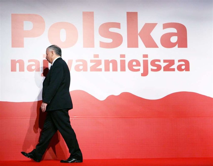 Jarosław Kaczyński przejdzie się po moście