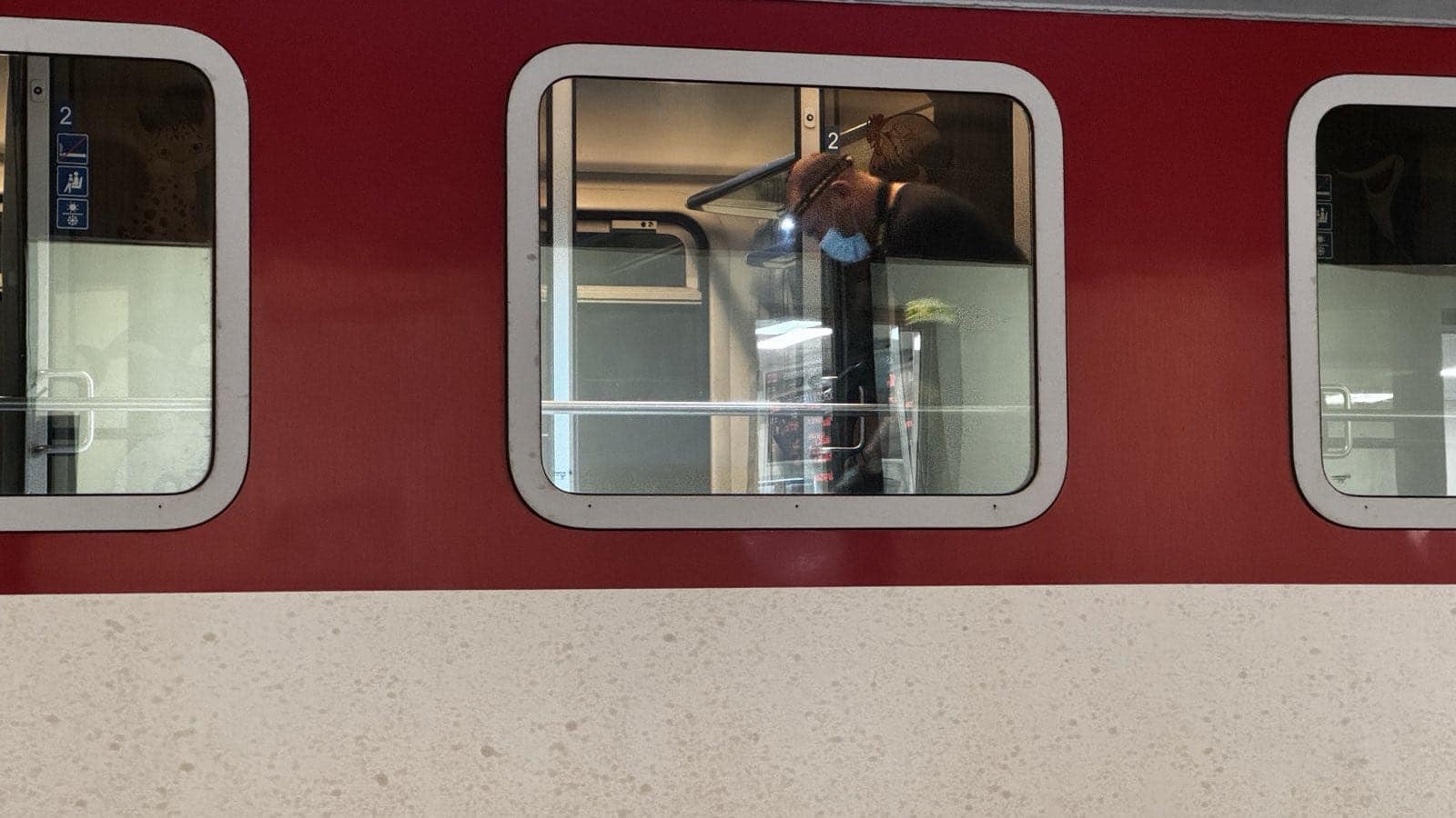 V rýchliku smerujúcom z Košíc došlo k incidentu medzi cestujúcimi.