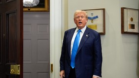 Donald Trump obsypał obelgami wysokiego urzędnika. "To głupi nieudacznik"