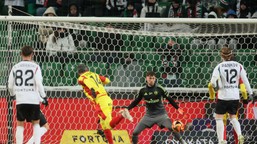 koszmarny debiut papszuna. w legii zmienił się trener, ale wyniki zostały po staremu