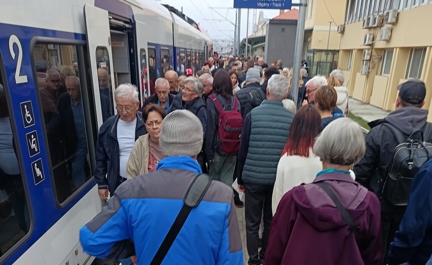Gužva na subotičkom peronu