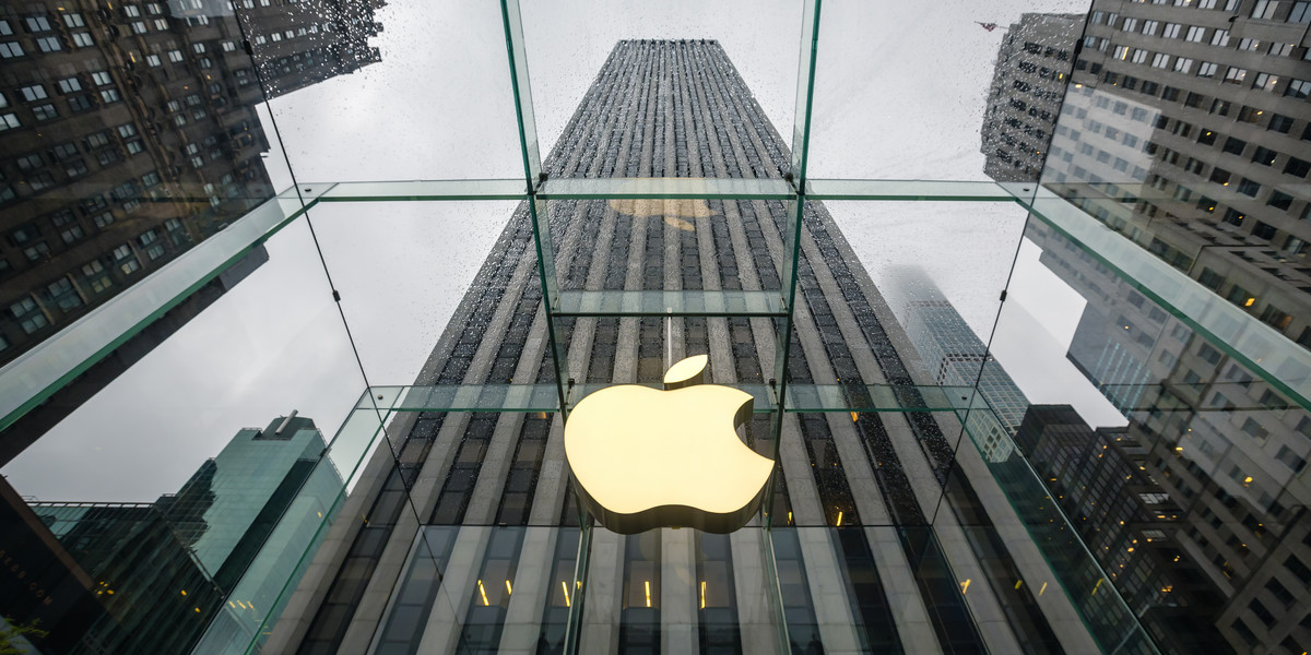 Eksperci giełdowi widzą jeszcze duży potencjał wzrostowy w biznesie Apple.