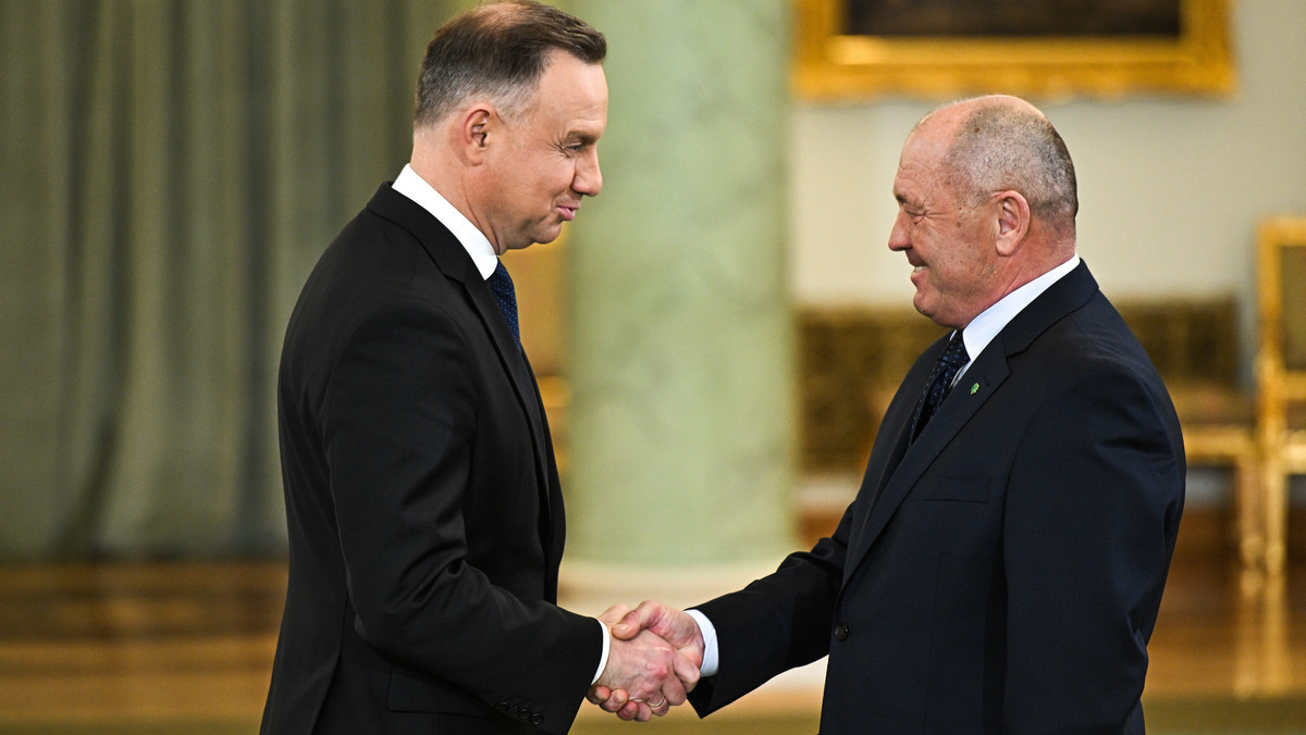 Andrzej Duda powołał marszałków seniorów Sejmu i Senatu. Mówił o "bardzo ważnej misji"