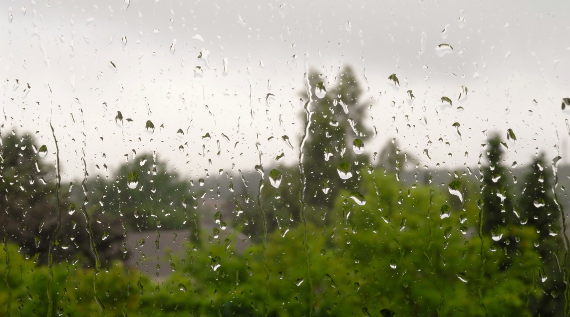 Kiadták a riasztást: egy napig tartott a jó idő, pünkösdvasárnap szinte az egész országban leszakad az ég, jégeső jöhet