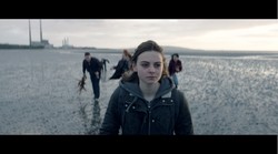 "Jak najdalej stąd" - film Piotra Domalewskiego we wrześniu. Jest pierwszy zwiastun