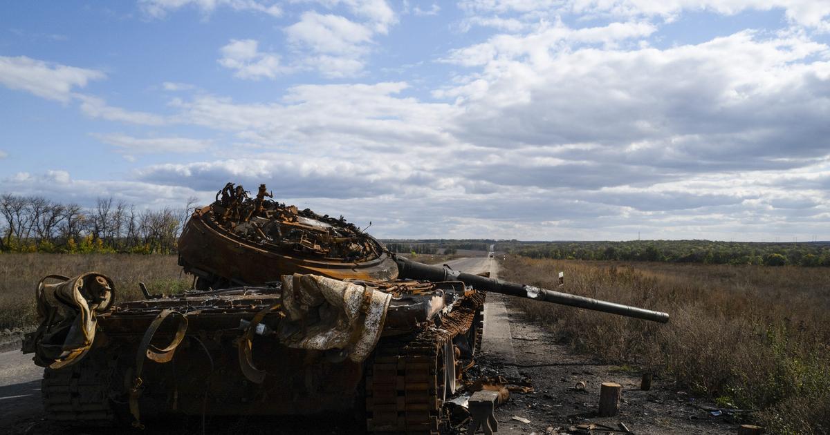 Radinieks stāsta, ka savervētie krievi ir izvietoti Ukrainā bez ieročiem, un viņiem ir paredzēts, ka viņi paši savām rokām izraks ierakumus.