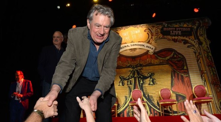 Meghalt Terry Jones, a Monty Python alapító tagja