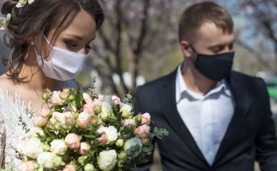 Nie może być wesela? Nie będzie ślubu. Koronawirus przeszkodził w zawarciu małżeństw