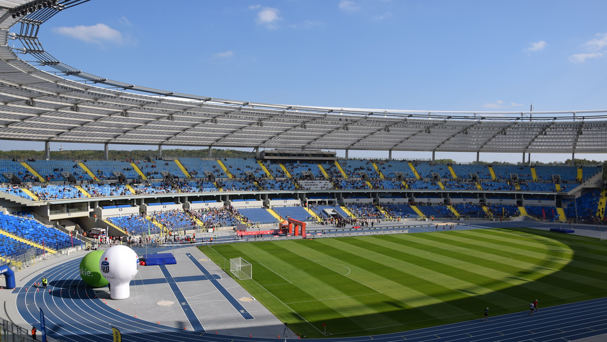 Od 1 maja zwiedzanie Stadionu Śląskiego będzie możliwe we wszystkie weekendy. - Trwające półtorej godziny wycieczki organizujemy od listopada i cieszą się dużą popularnością – powiedział rzecznik stadionu Adam Pawlicki.