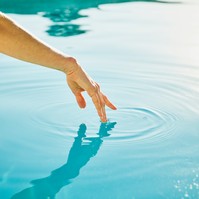 Elkékülő, felpuffadt ujjak? Íme a Scleroderma betegség leggyakoribb tünetei