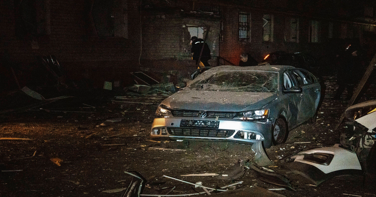 Dniepr: rosyjski atak dronami - 1 zabity, 20 rannych