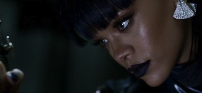 Rihanna zaprasza do tajemniczego, czwartego pokoju [WIDEO]