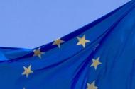 unia europejska flaga powiewa