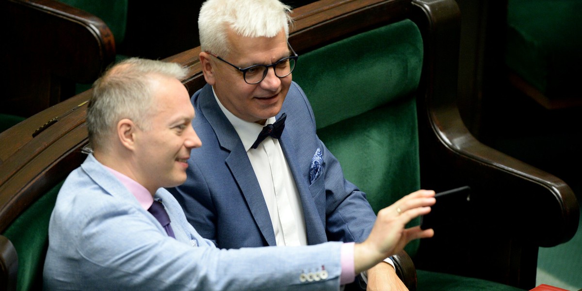 Od lewej: poseł Jacek Żalek i członek RPP Henryk Wnorowski