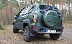 Nowa Łada NIVA już w Polsce. Ceny? Dacia Duster w tarapatach