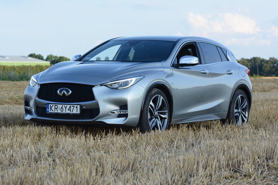 Infiniti Q30 2.0t - elegant w przebraniu